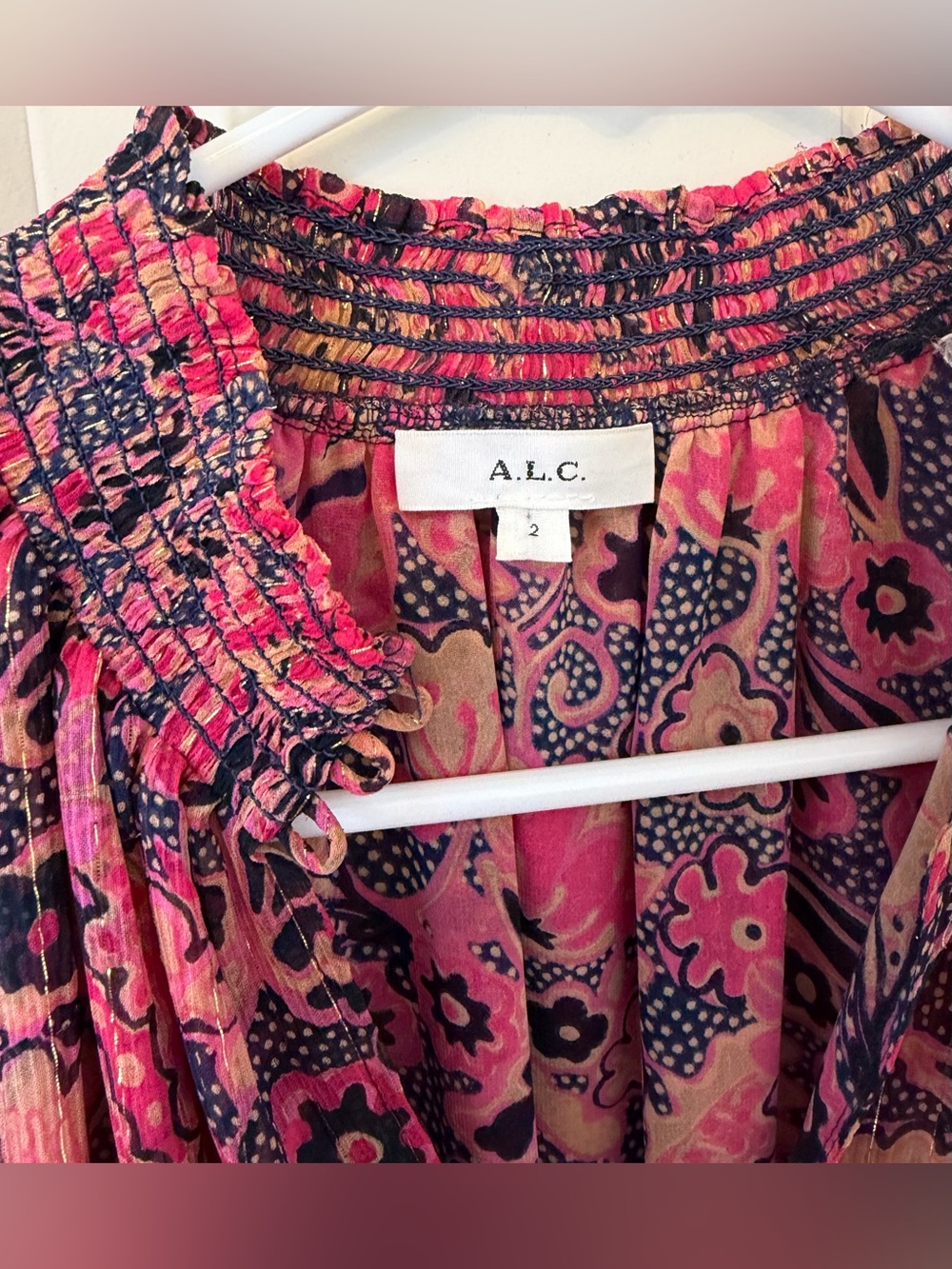 A.L.C. Hayley Floral Metallic Silk Flutter Sleeve Blouse in Size 2 (XS) - Picture 4 of 12